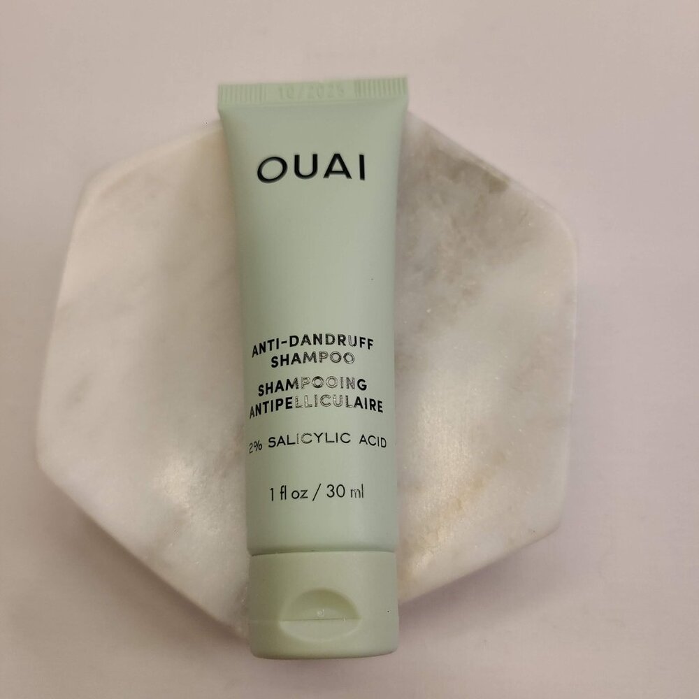 OUAI ANTI DANDRUFF SHAMPOO W/ 2% SALICYLIC ACID - 1oz